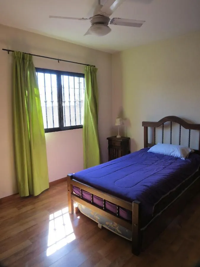 Quinta Montana: Central Family Villa with Pool Mendoza 0*,